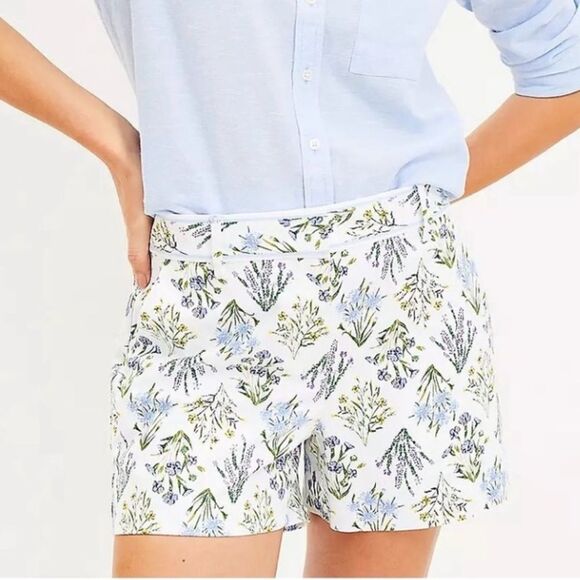 LOFT Bouquet Floral Colorful 3 Inch Riviera Shorts. 0 Petite. 0P. NWOT. - Picture 1 of 9